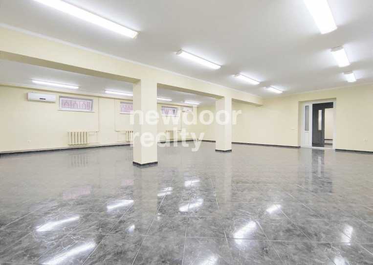Commercial space